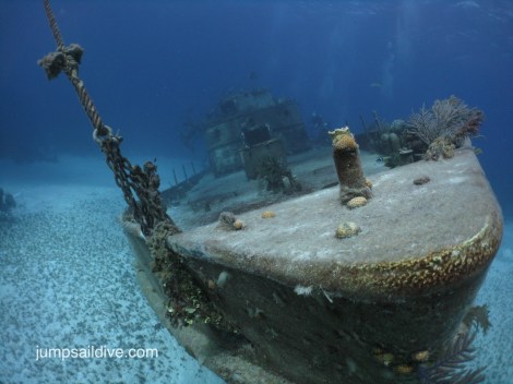 The bow of the David Tucker