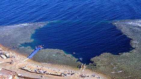 The blue hole at Dahab